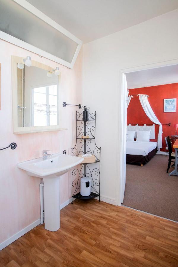 Bed and Breakfast Les Gués Rivières Pujols  Esterno foto